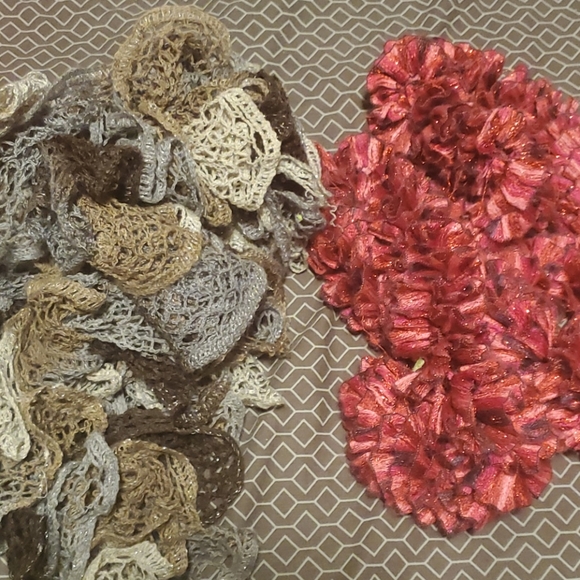 Ladies Scarf Bundle - Picture 17 of 17